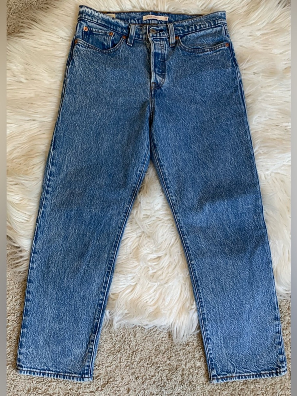 Levi’s Wedgie Straight Jeans Blue Vintage Wash Size 28